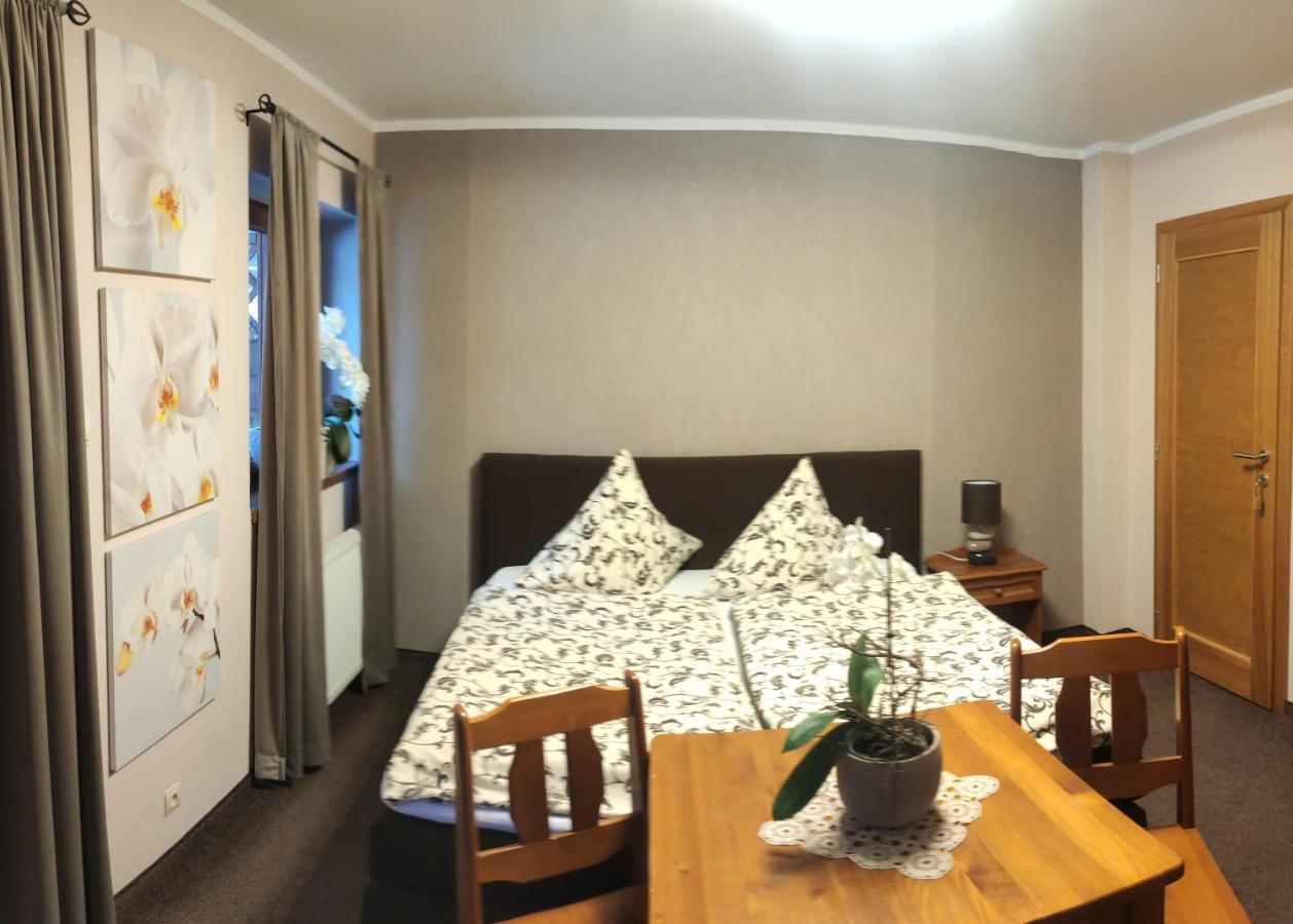 Margus Apartmány Oscadnica Esterno foto