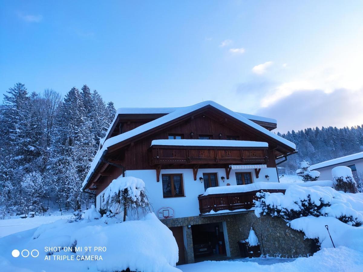 Margus Apartmány Oscadnica Esterno foto